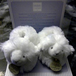 Doudou Et Compagnie Paris Lamb Slippers